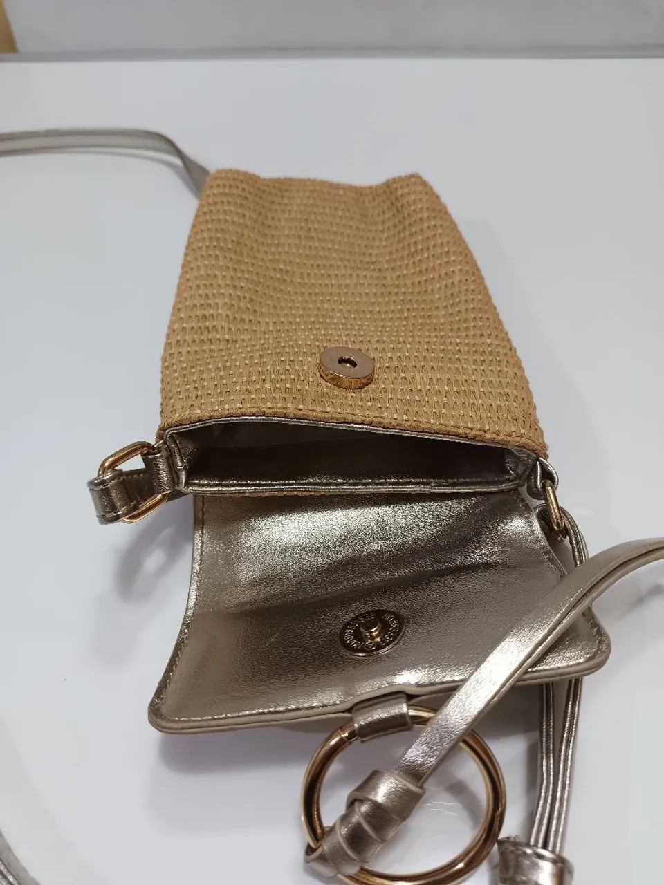 Bolsa transpassada porta celular sonho dos pés  - Foto 3