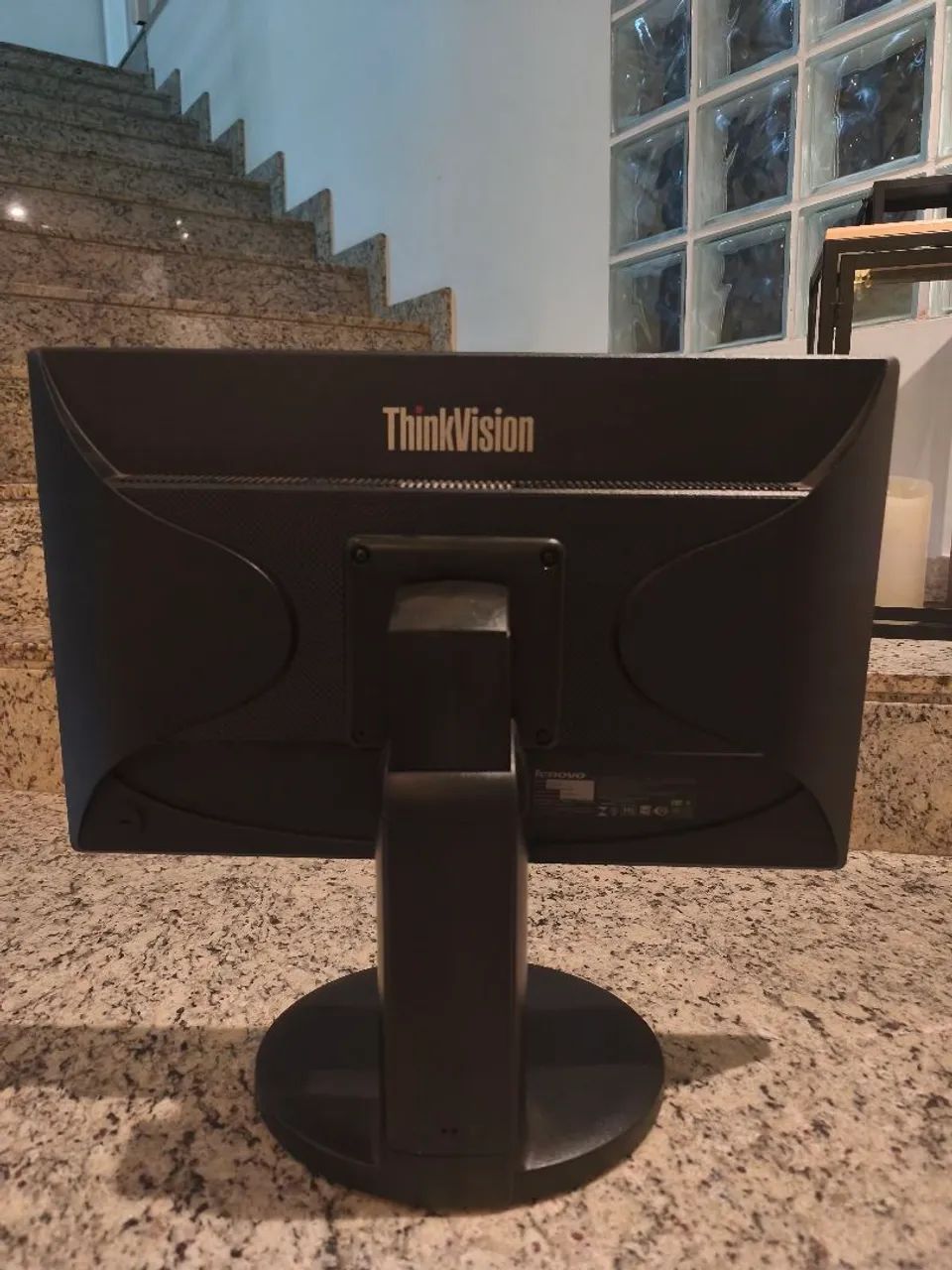 Monitor Thinkvision da Lenovo - Foto 3