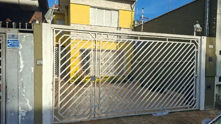 Casa comercial na Rua Conde de Porto Alegre, 636  198 m²
