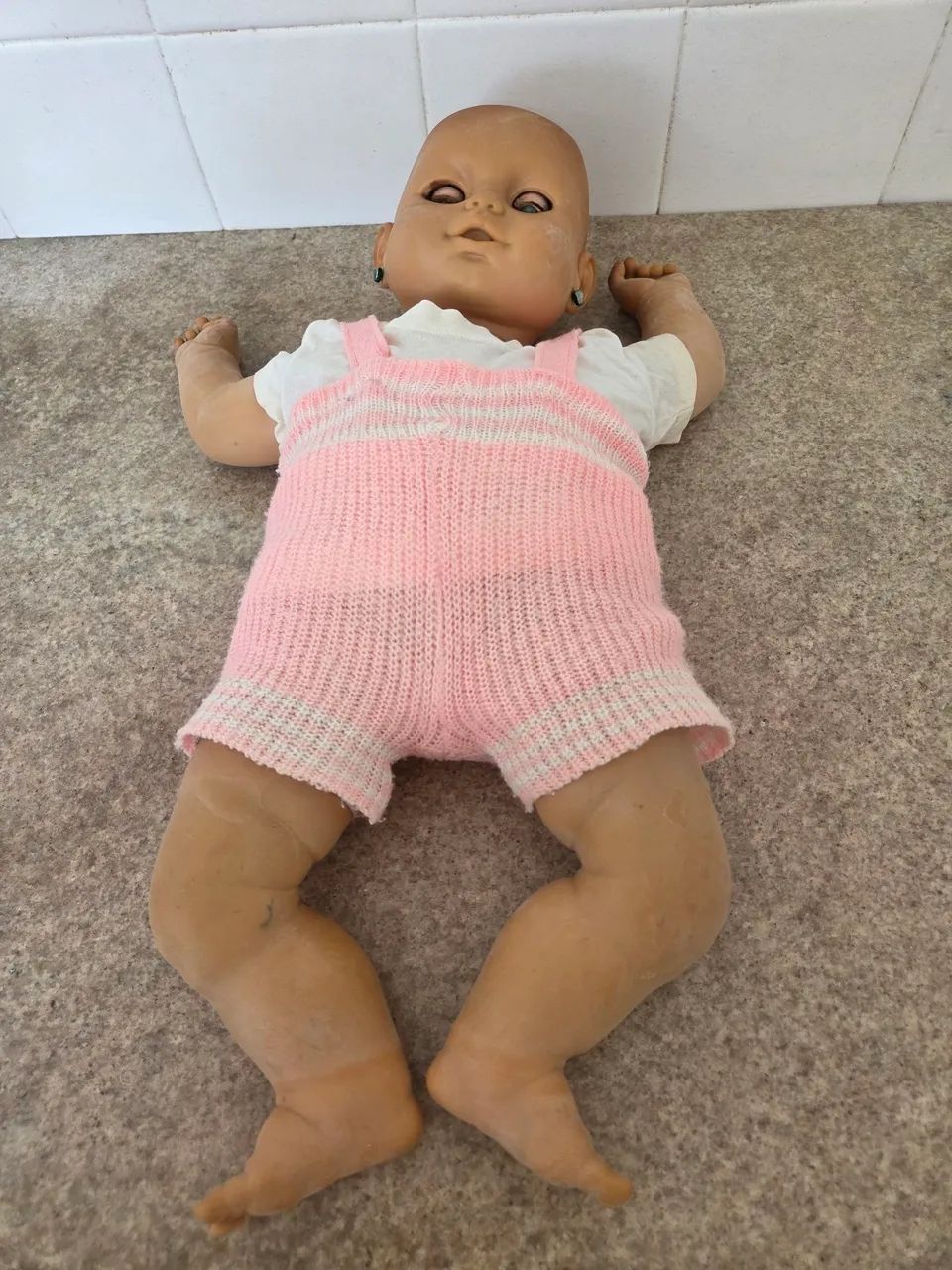 Boneca Bebê Antiga. Anos 80. Valor R$ 70,00. - Foto 3
