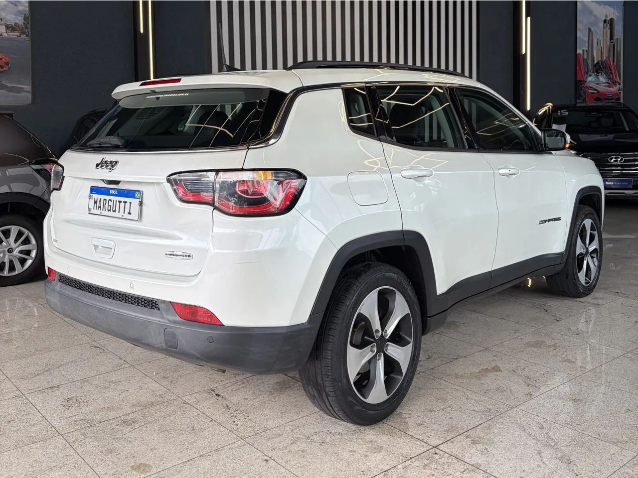 Jeep Compass Longitude 2.0 4X2 Flex 16V Aut. 2017 - Foto 5