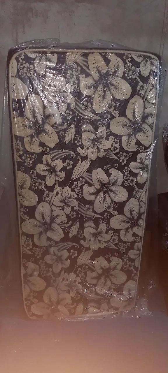 Vendo Cama Box solteiro  - Foto 4