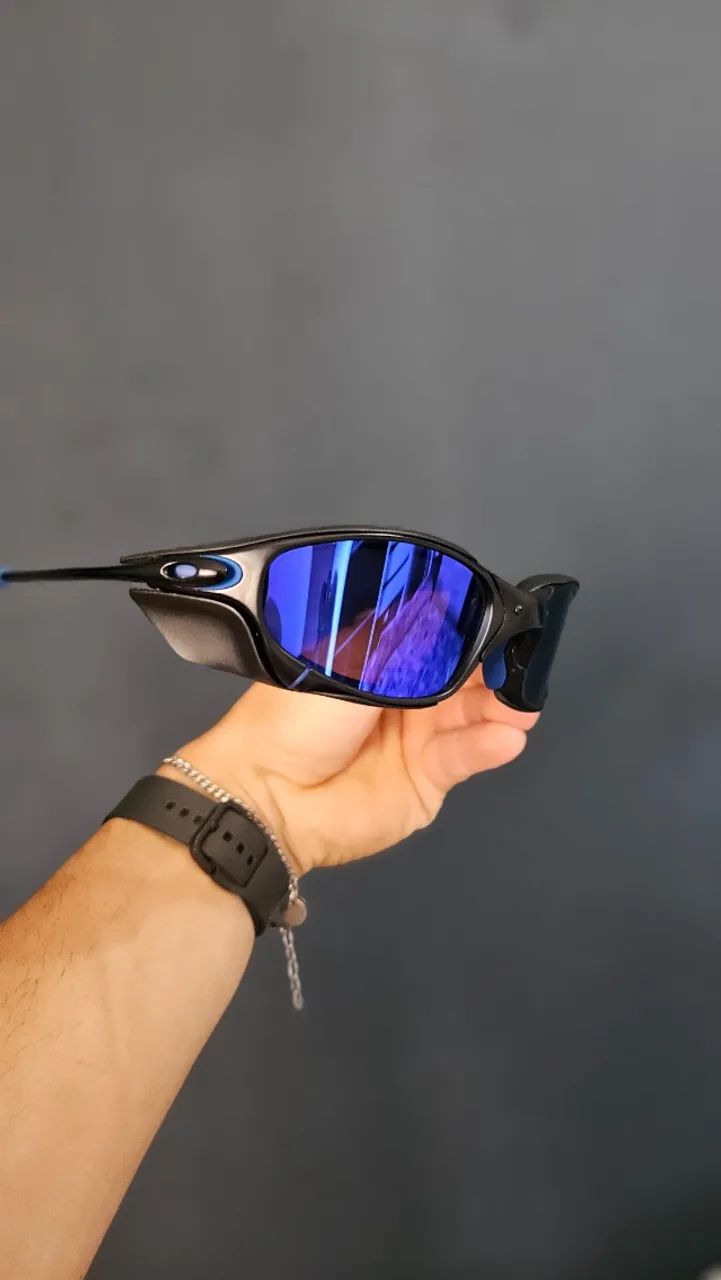 Juliet Carbon neon blue + side blinder