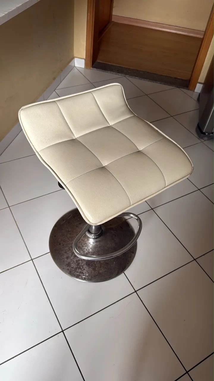 Par de Banquetas - Foto 2