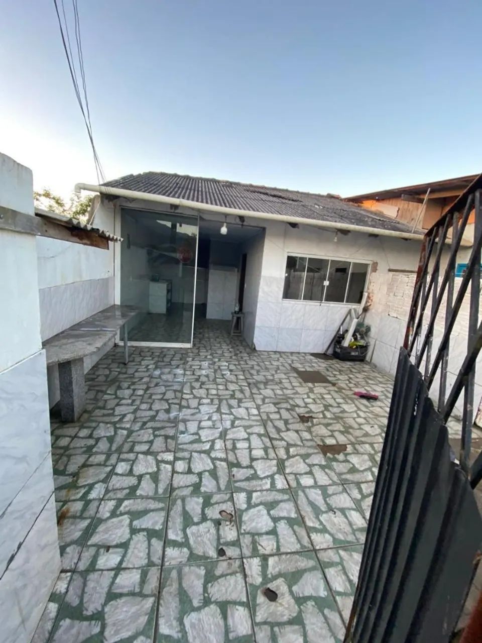 CASA PALHOÇA  3 QUARTOS + 1 KITNET - Foto 2