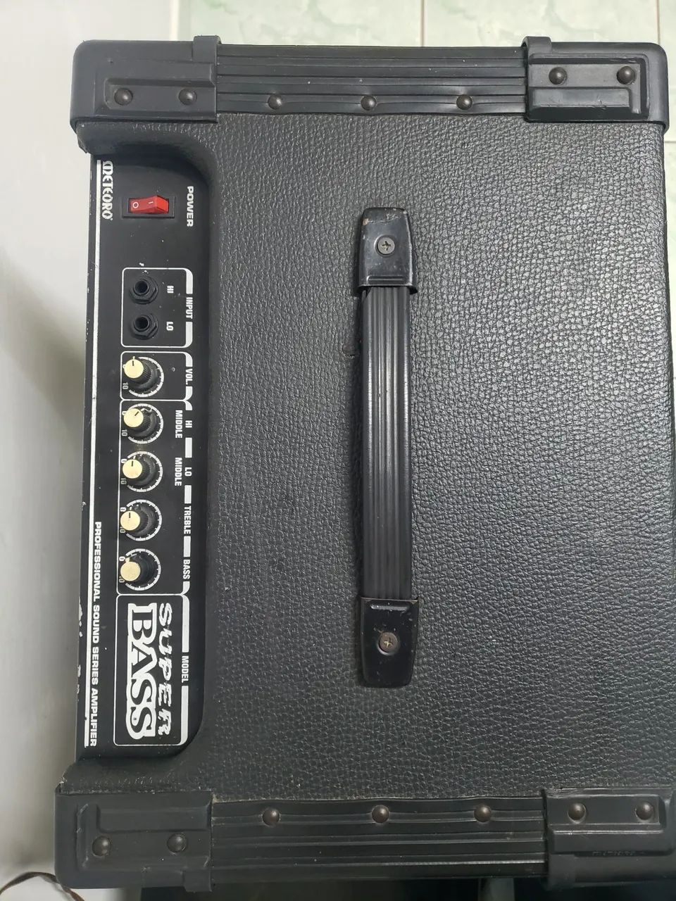Cubo para contra baixo 
