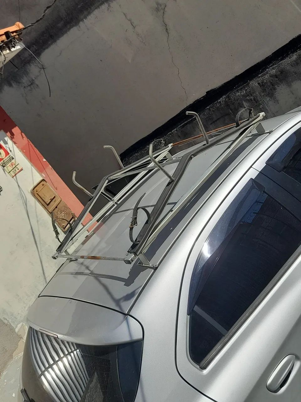 SUPORTE PORTA ESCADA PARA CARRO RAK UNIVERSAL - Foto 2