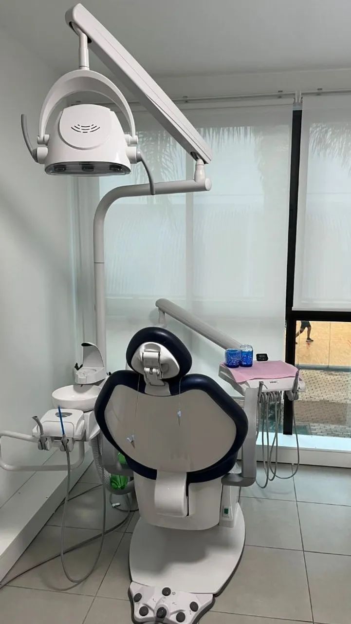 Cadeira Odontológica Impecável Saevo S300 Azul Marinho  - Foto 3