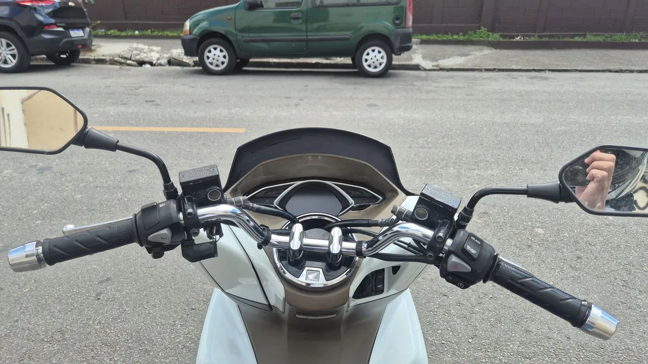 Pcx toda revisada.  - Foto 4