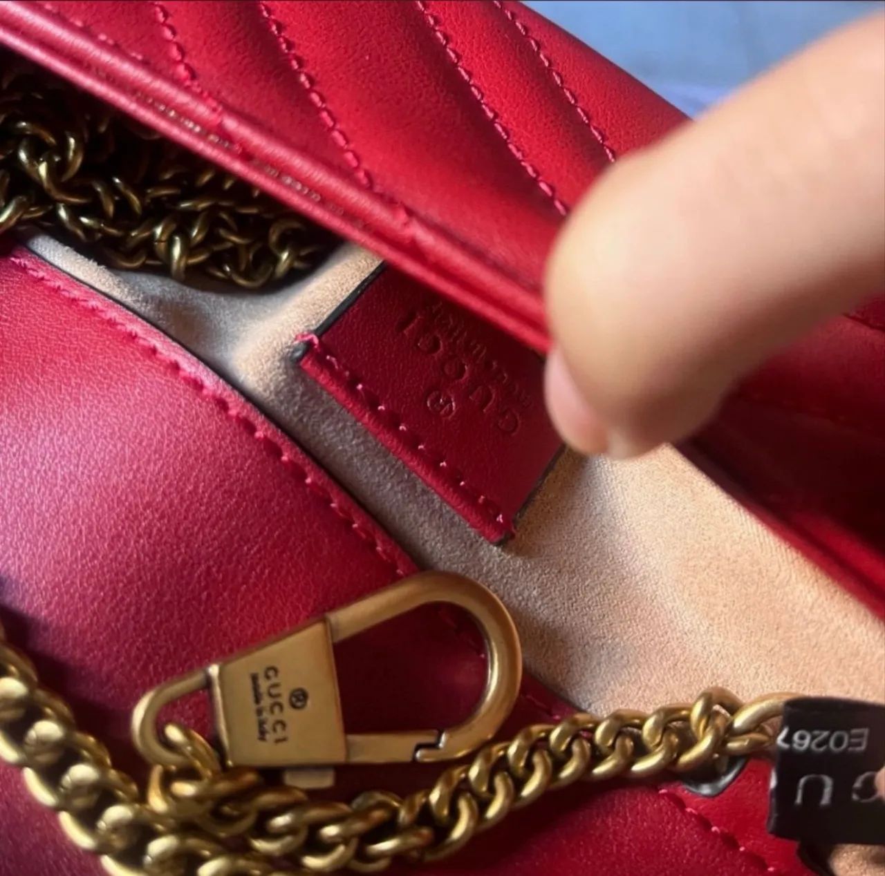 Bolsa Gucci marmont super mini vinho com ferragens douradas, nova  - Foto 4