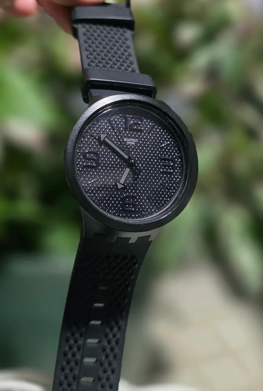 Vendo Relógio Swatch - original - modelo Big Bold BBBlack  - Foto 4