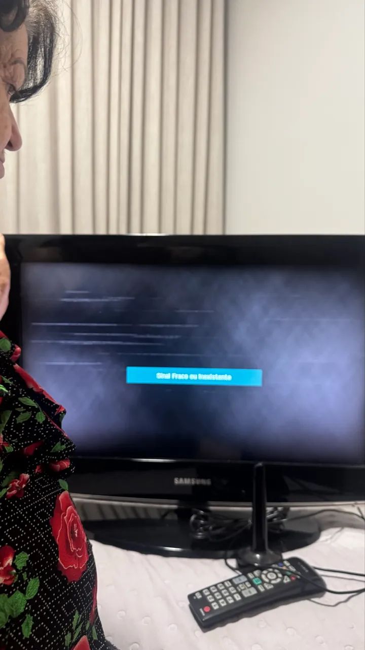 TV Samsung 26 Polegadas funcionando normalmente  - Foto 3