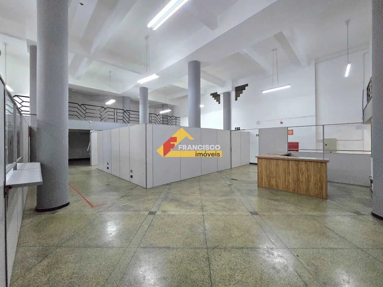 Loja à venda, Centro - Divinópolis/MG