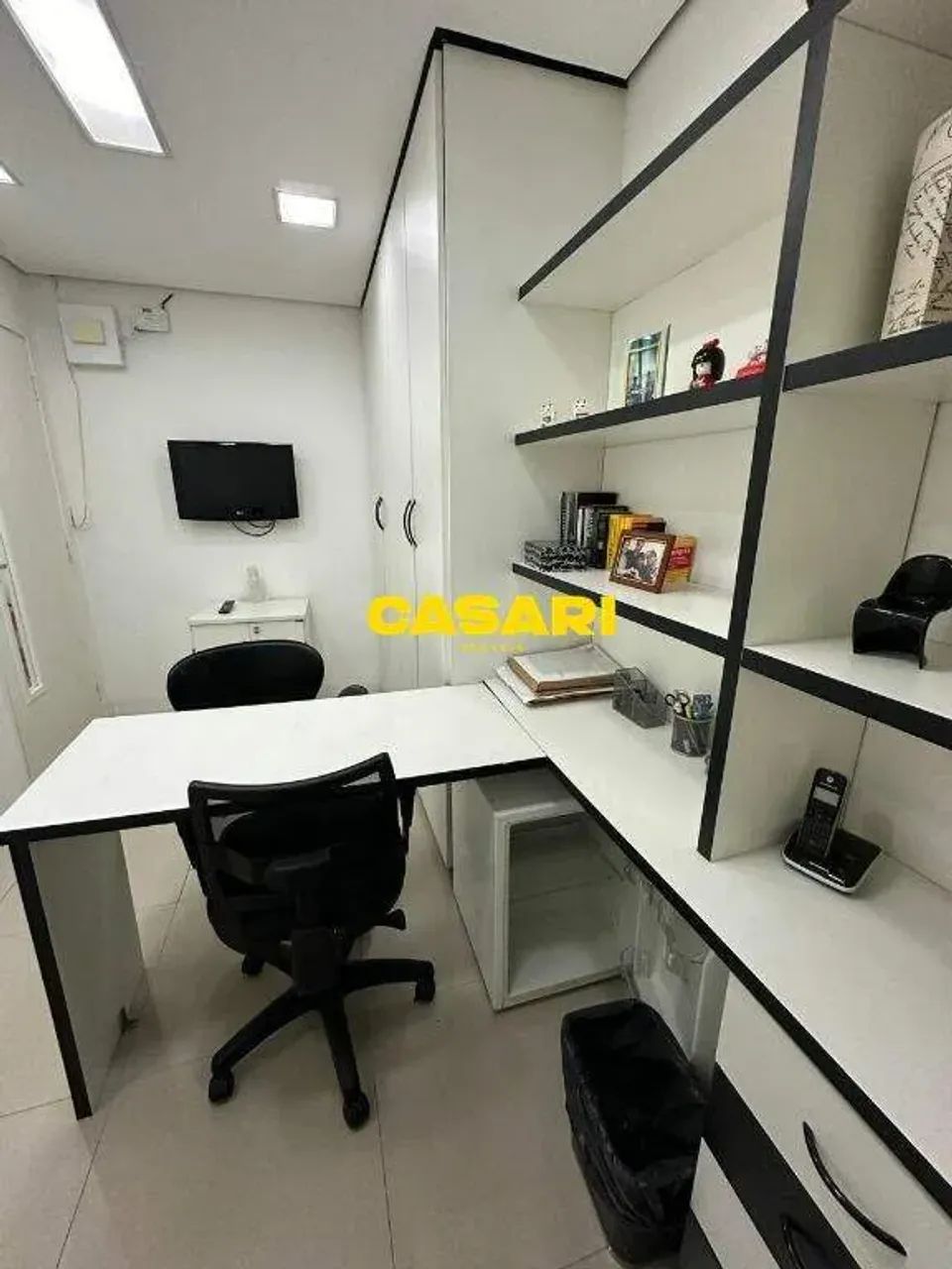 Sobrado Comercial Reformado com 8 Salas e Garagem  Paulicéia, São Bernardo do Campo - Foto 4