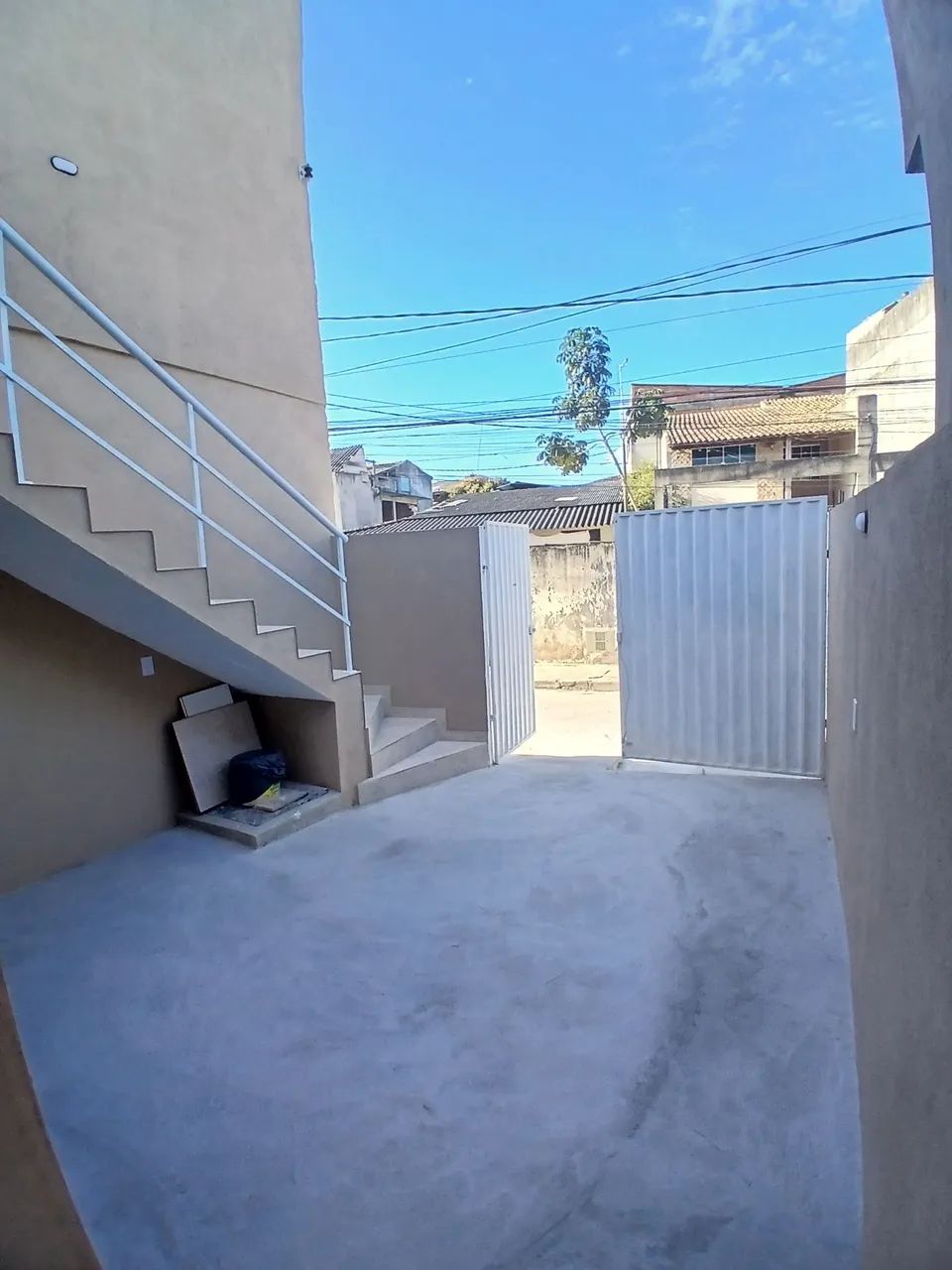 Rio das Ostras vendo casa primeira locação, 2q , 2 banheiro, terraço gourmet,  - Foto 4