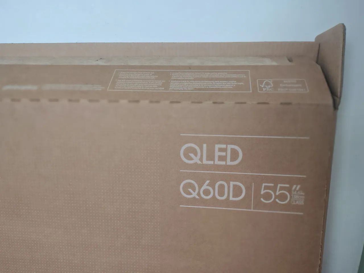 Caixa de papelão resistente para TV de 55 polegadas.<br> - Foto 3