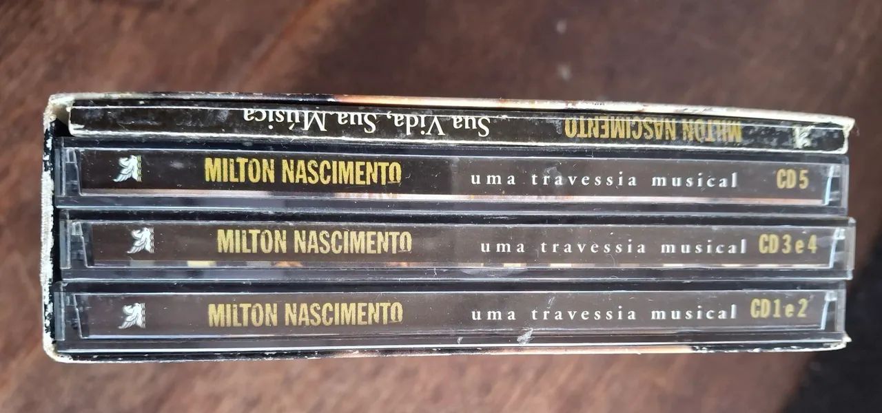 BOX MILTON NASCIMENTO COM 5 CDS - Foto 3