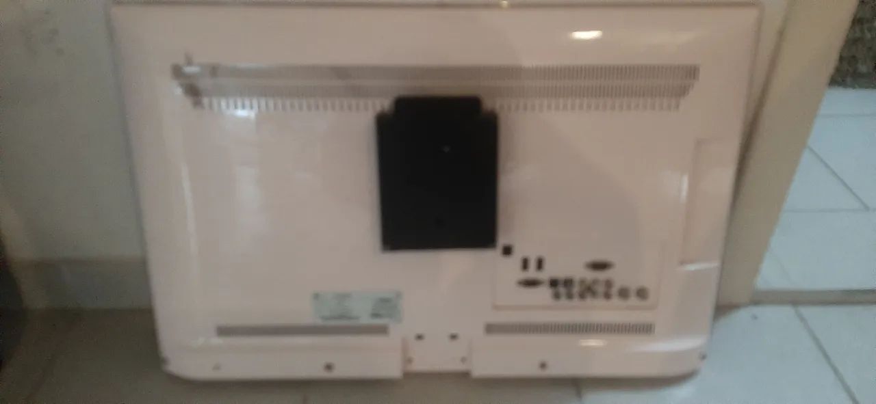 Tv 26' Rosa super nova com suporte para parede - Foto 4