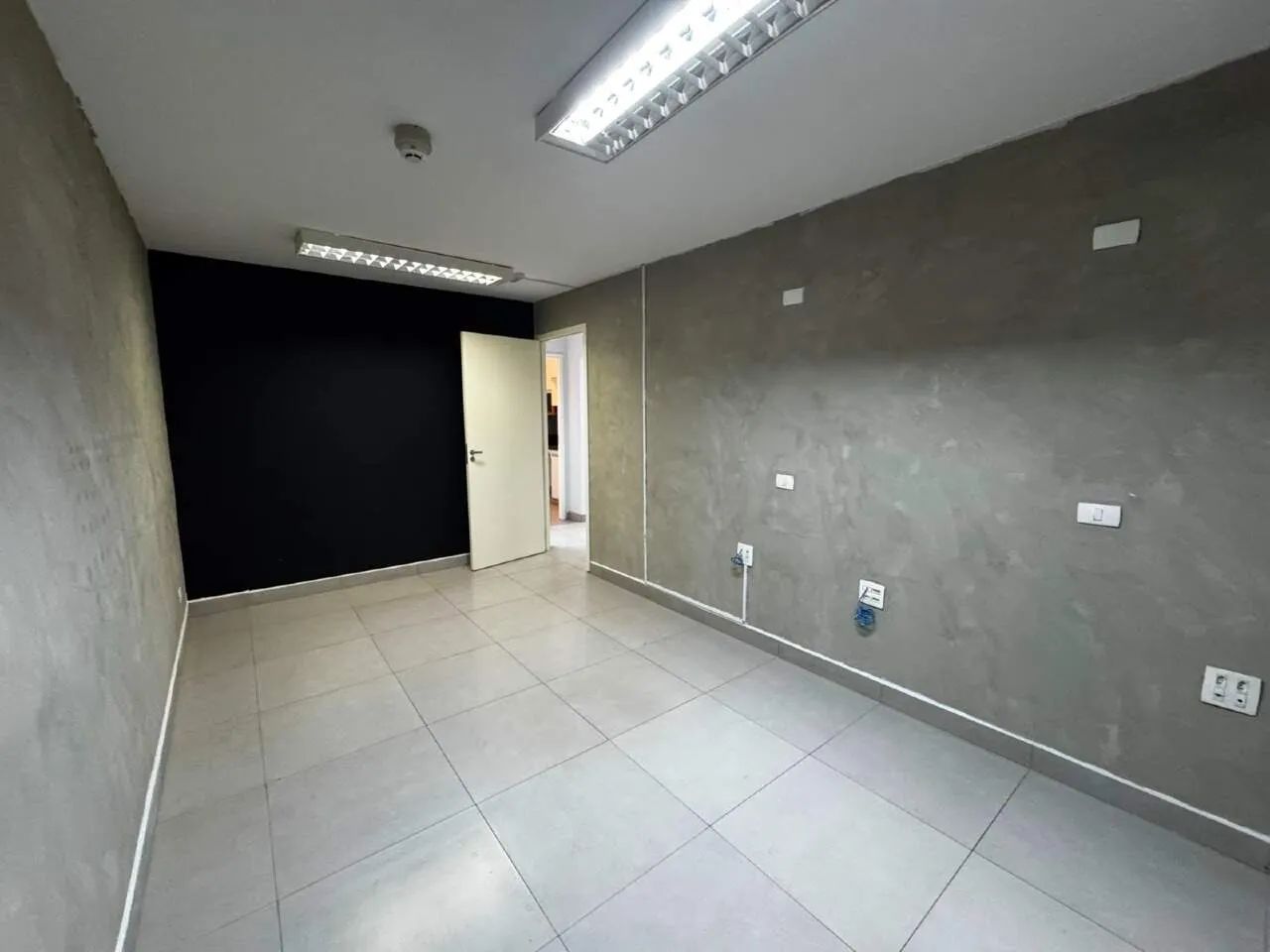 Sala Ed Domo, 55m² R$1.000,00 aluguel. - Foto 5