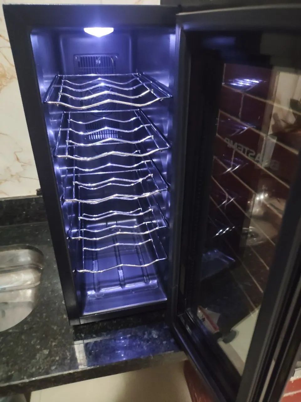 Adega de vinho Brastemp  - Foto 3