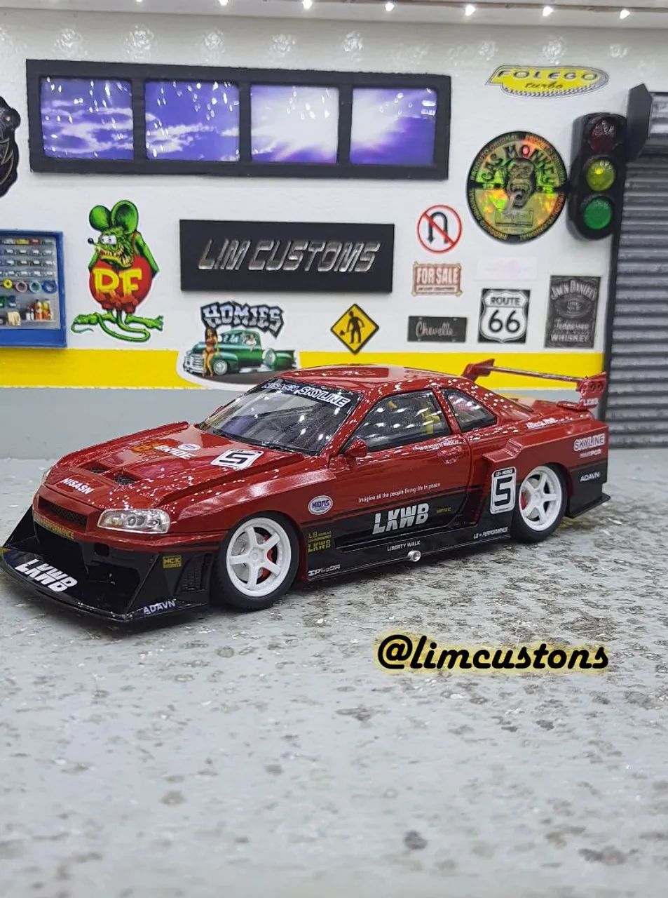 Miniatura 1:24 - Skyline LKWB 