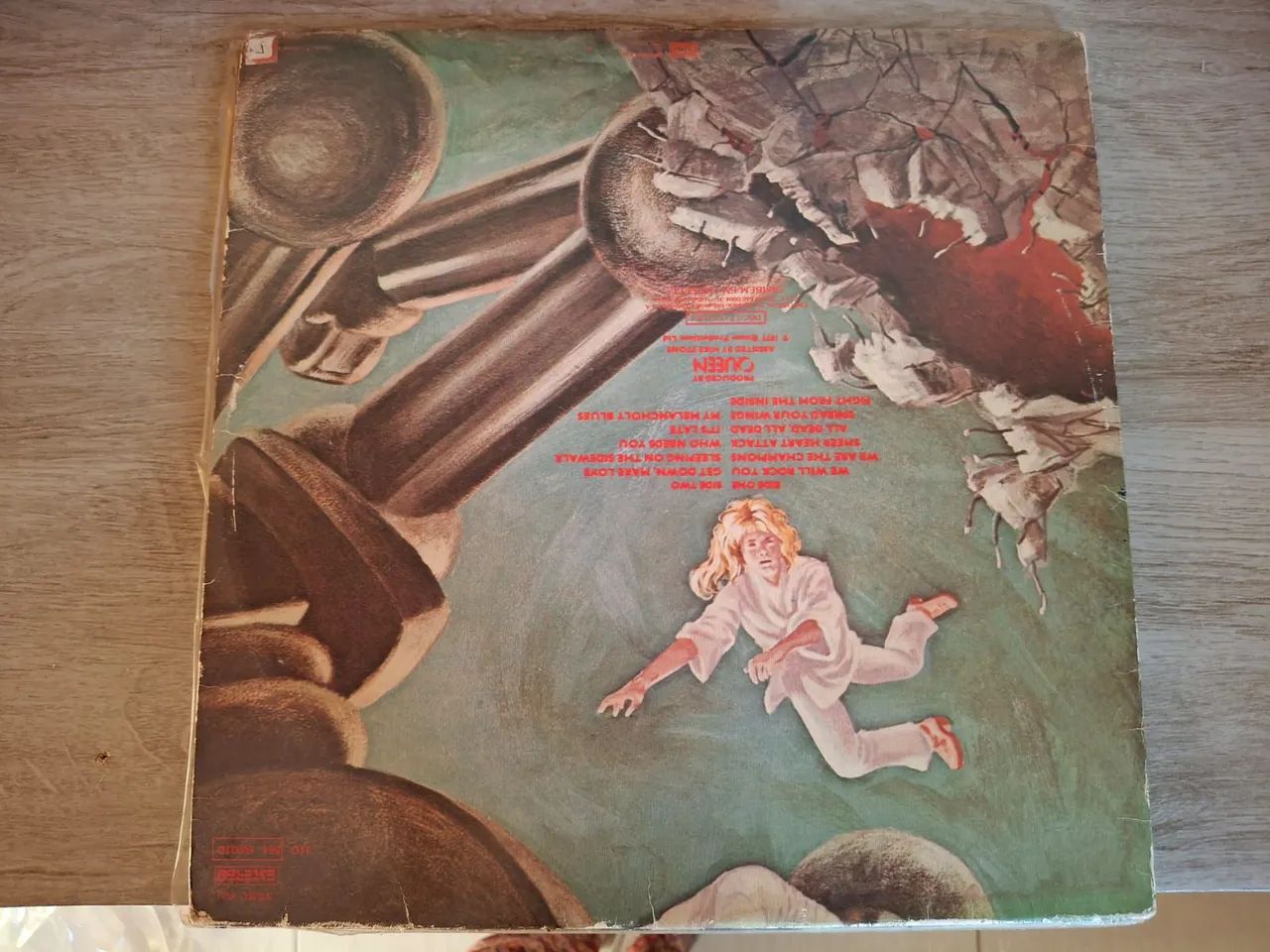 Disco Queen News of The World - Foto 2