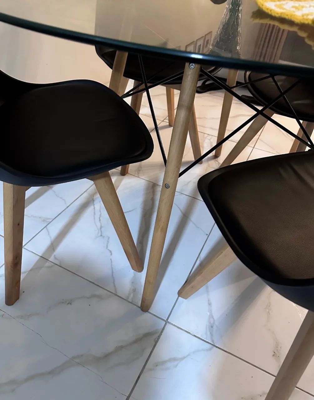 Mesa com cadeiras  - Foto 3
