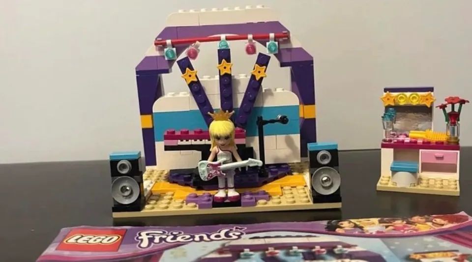 lego friends palco de ensaio 