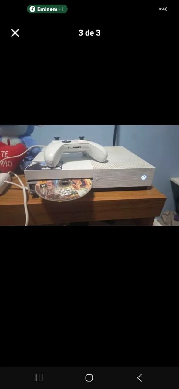 Xbox one s 500 gb ótimo estado