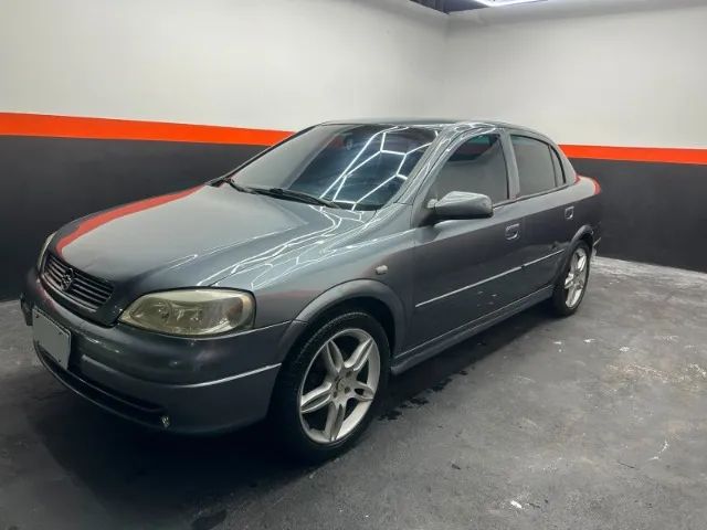 Chevrolet Astra GL Milenium 1.8 MPFI 4P 2001