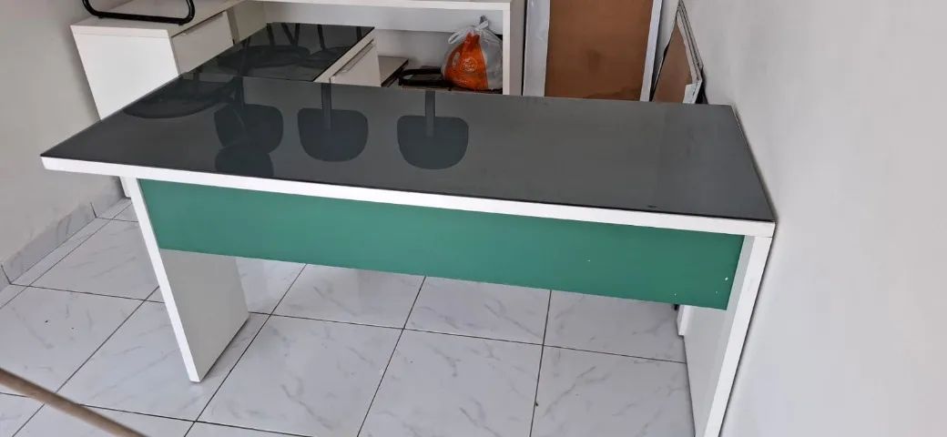 Mesa de escritorio em MDF - Foto 2
