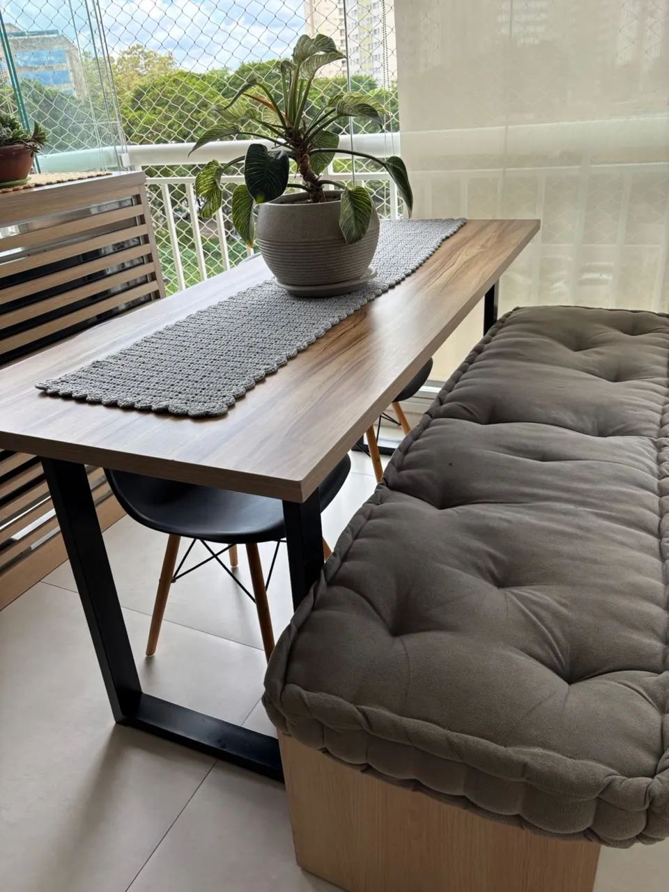 Mesa Industrial + Banco Alemão