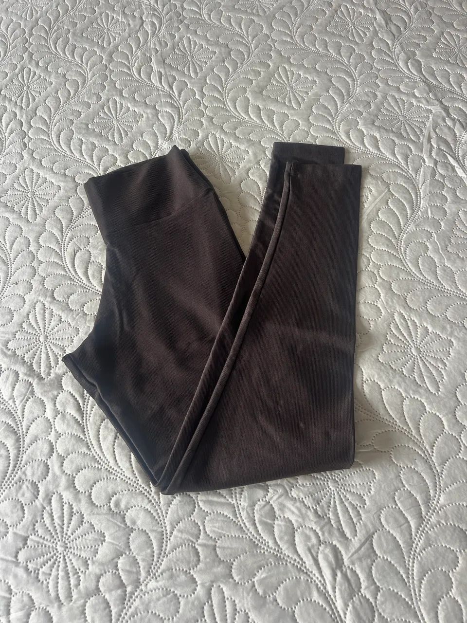 Calça de treino cor café 