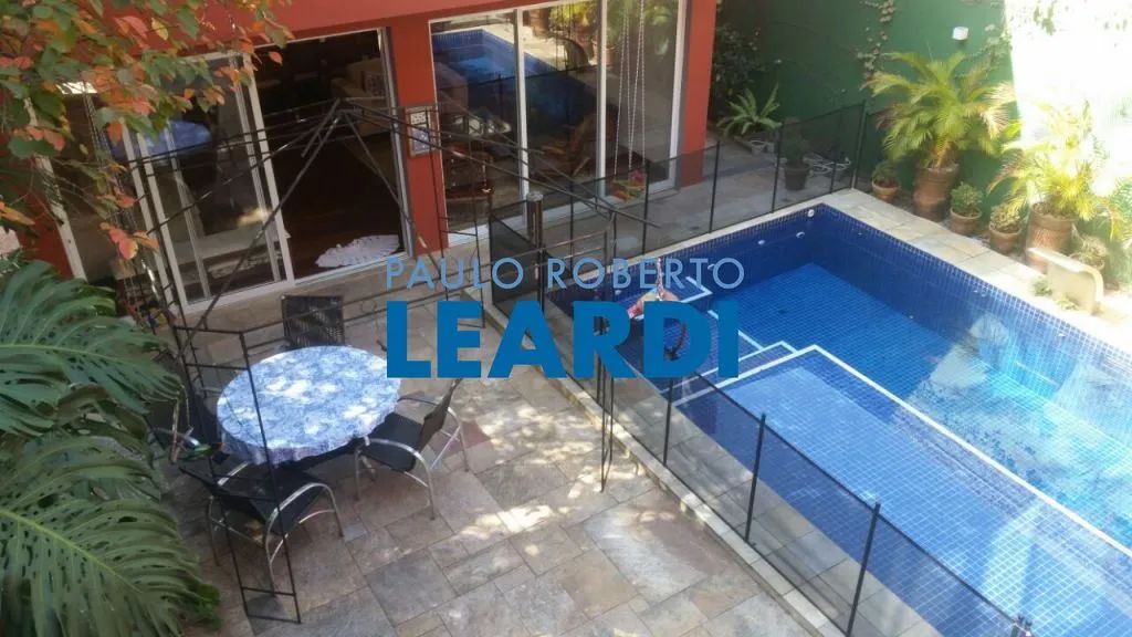 SOBRADO - VILA MADALENA - SP
