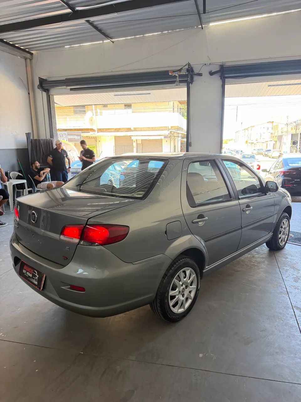 Fiat Siena EL 1.0 MPI Fire Flex 8V 4P 2011 - Foto 5