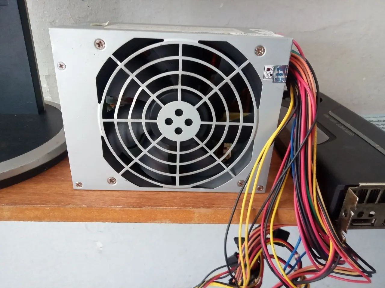 Fonte Advanced nominal FX330 D4 V6 24 pinos  - Foto 4