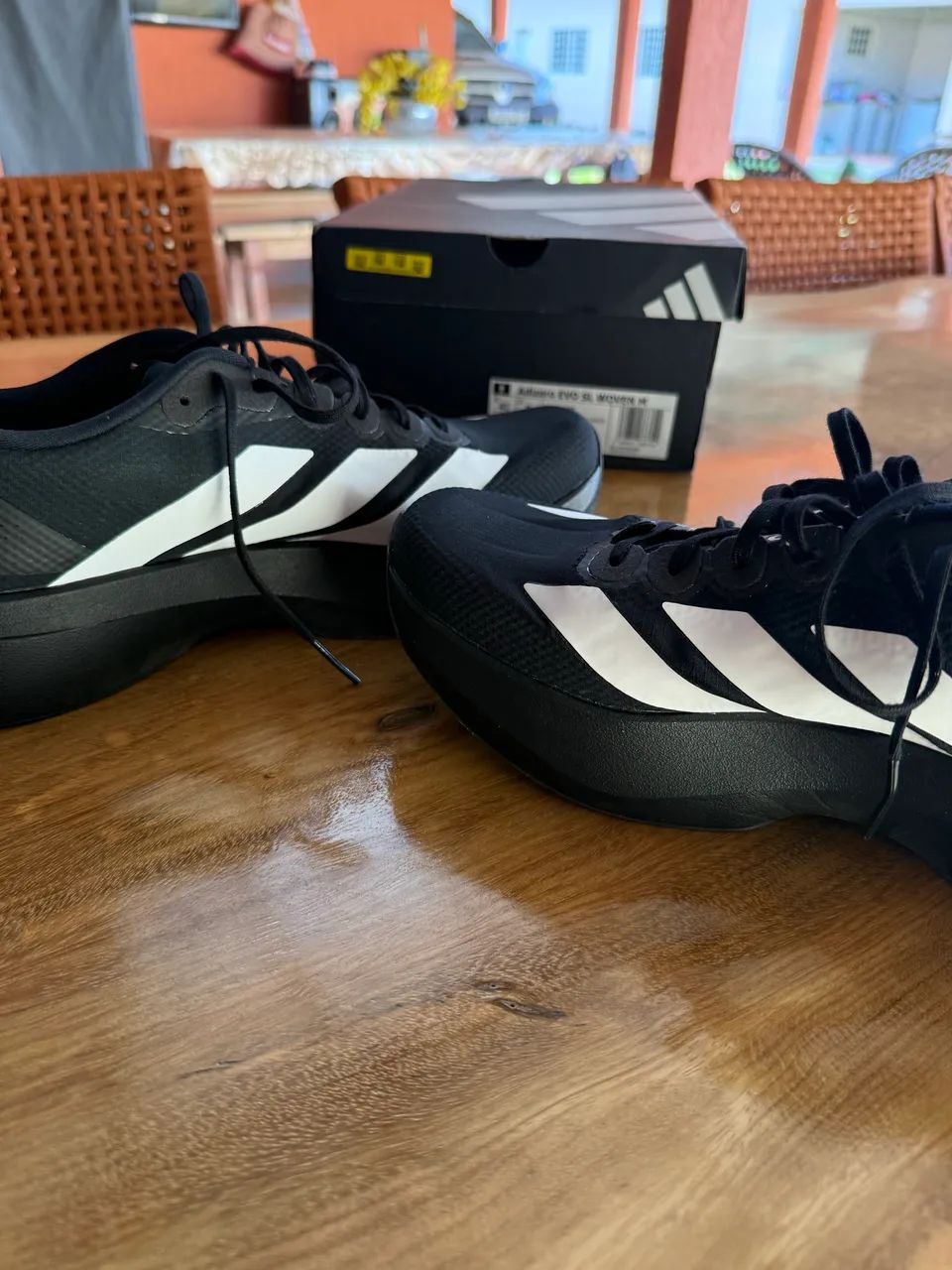 ADIDAS ADIZERO EVO SL - Foto 2