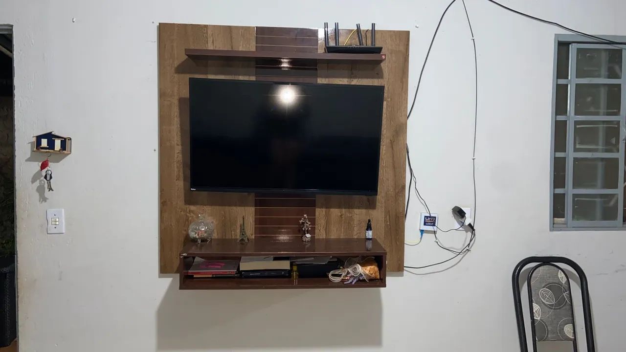 PAINEL DE TV 32"