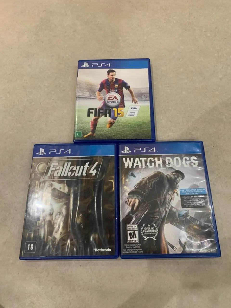 Playstation 4 com 3 Jogos - Foto 2