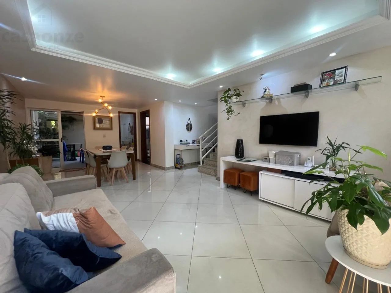 Casa à Venda - Santa Cruz, 4 Quartos, 203 m2