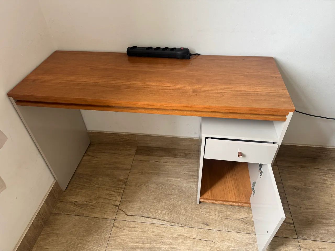 Mesa de Computador - Elegante  - Foto 2