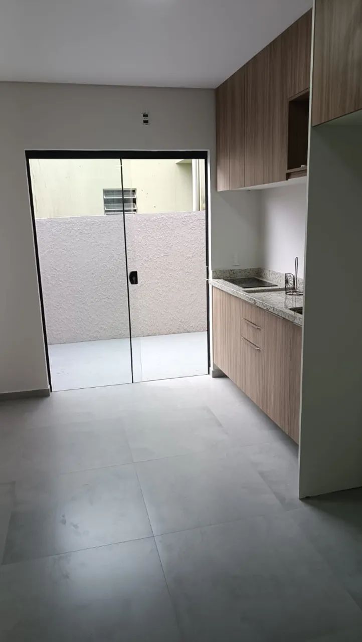 Aluga-se apartamento estúdio com pátio ( CONTATO SO NO WHATSAPP ) - Foto 3