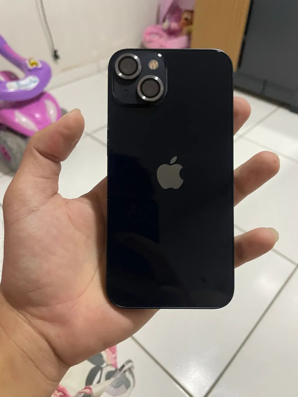 Vendo iPhone 13, 128g azul marinho - Foto 2