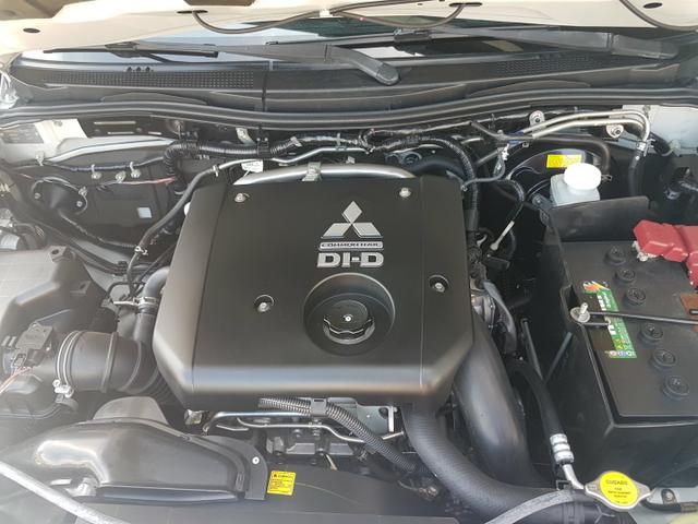 Mitsubishi Pajero Dakar 2016/2016 com baixa quilometragem - Foto 5