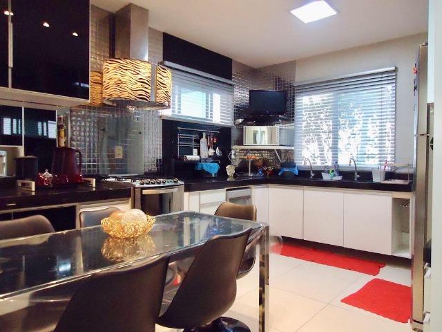 Casa no Cond Carmel Jardins - 242m² - 5 Suítes - 6 Vagas (CA0798) - Foto 4