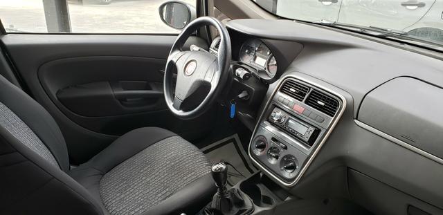Fiat punto 1.8 essence 2011 Financio sem entrada - Foto 3