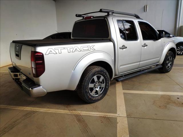NISSAN FRONTIER 2.5 SV ATTACK 4X2 CD TURBO ELETRONIC DIESEL 4P MANUAL - Foto 4