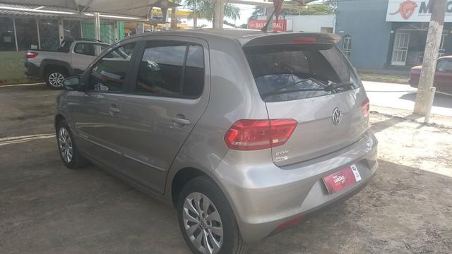 Vw Fox confortline 1.0 completo único dono 2014/2015 - Foto 4