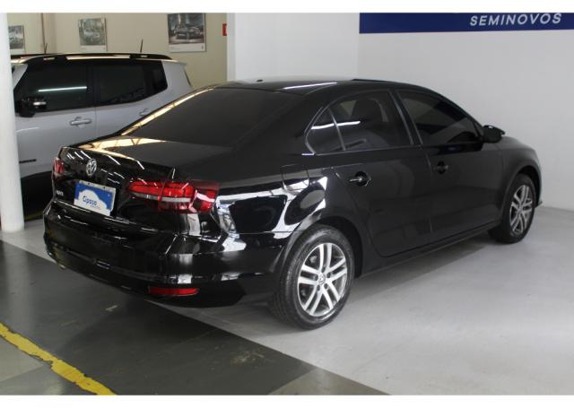 VolksWagen Jetta 2.0 Comfortline Flex 4P Tiptronic - Foto 5