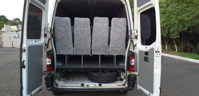 VAN Master 2.5 Passageiro 16L longa - Foto 4